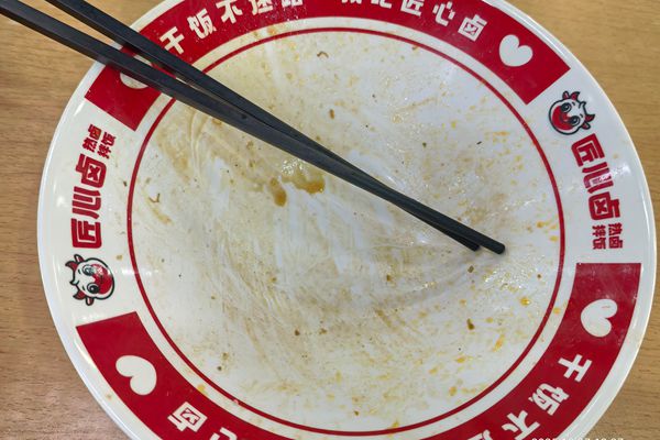 图六张文月 2025010764 动科2501_副本.jpg