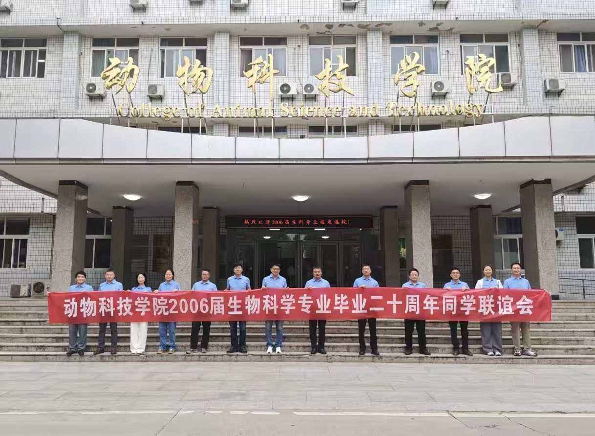 刘春达嘿嘿.jpg