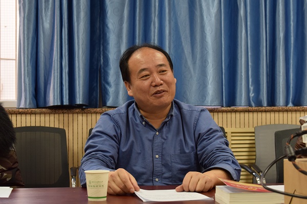 政治理论学习陈玉林教授在研究生第九党支部分享十九大报告学习体会