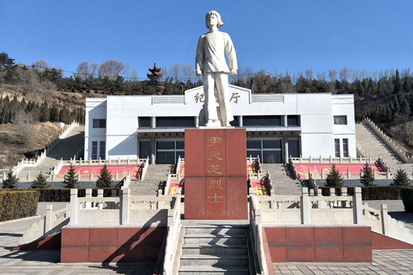 不忘初心牢记使命学院举办寻访红色故里讲好革命故事教育实践活动