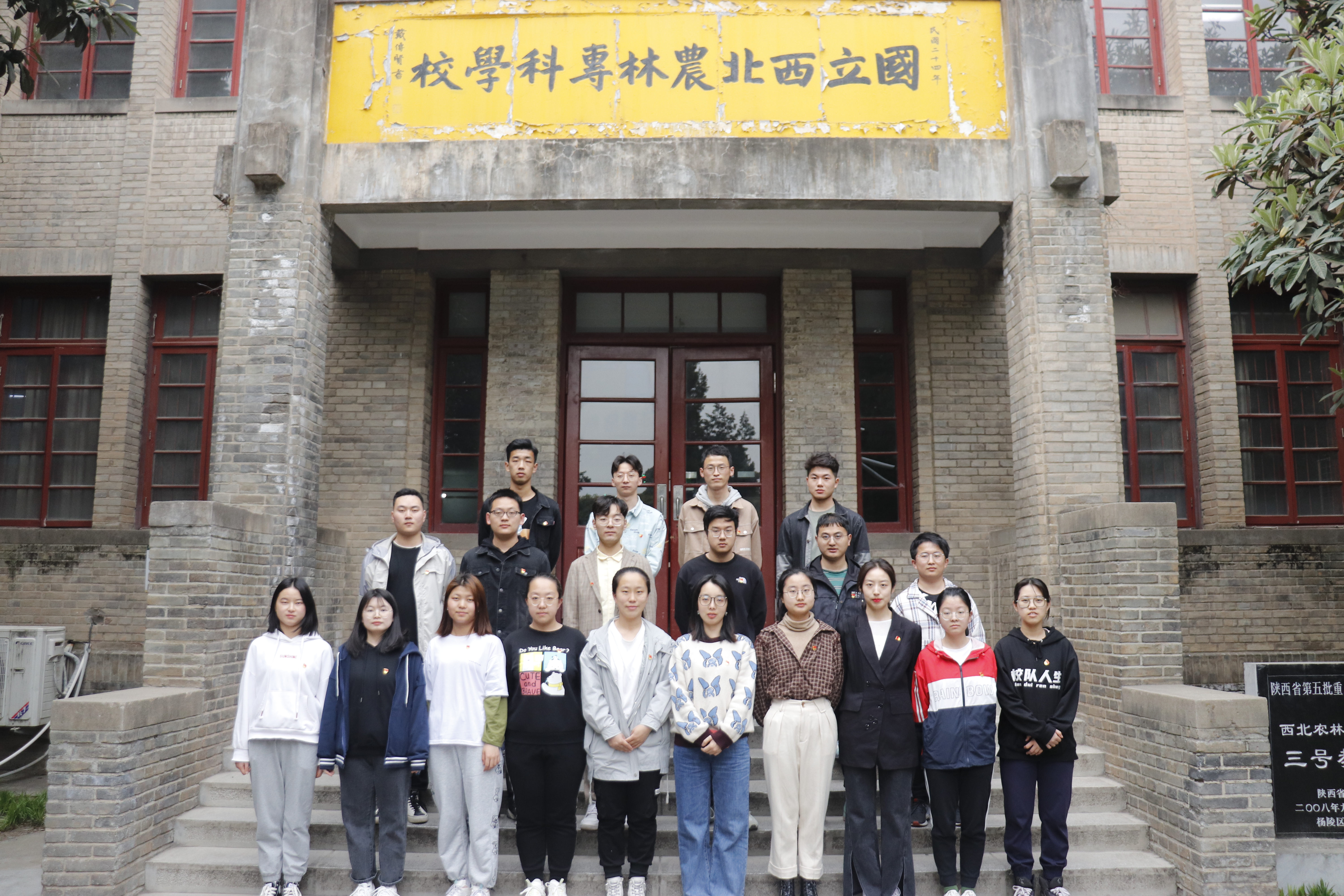 fb83f48bba9e41b1a9c110531639cec8.jpg fb83f48bba9e41b1a9c110531639cec8.jpg