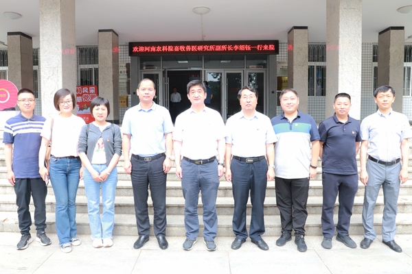 979bf7bf71d349dc95bdd76daf5459db.jpg IMG_8733.JPG