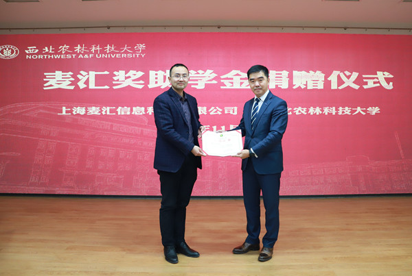 4659eee0a00843169dff15d282e9d612.jpg IMG_2301_副本.jpg