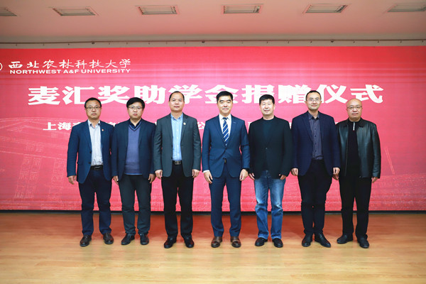 4afe8a273ecc42e19d45fff3ea77fff9.jpg IMG_2319_副本.jpg