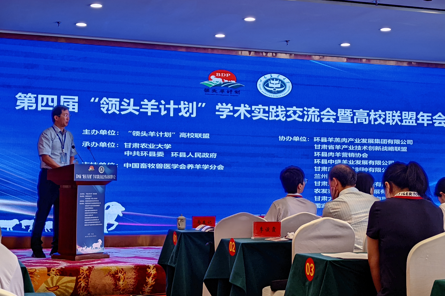 5783ce13f07a4ad58deba661ad296d5b.jpg 5783ce13f07a4ad58deba661ad296d5b.jpg